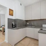 Sloneczny I Przestronny W Sercu Szczecina By Renters Appartement