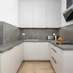 Appartement Sloneczny I Przestronny W Sercu Szczecina By Renters Szczecin