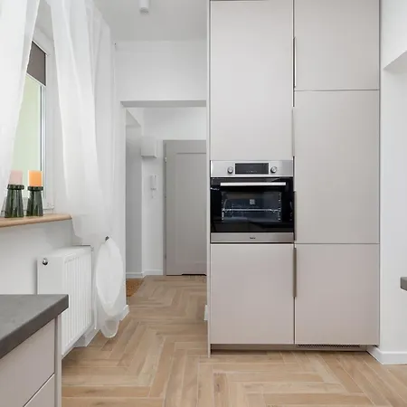 Апартаменты Sloneczny I Przestronny W Sercu Szczecina By Renters Щецин