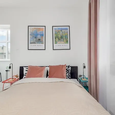 Appartement Sloneczny I Przestronny W Sercu Szczecina By Renters Szczecin