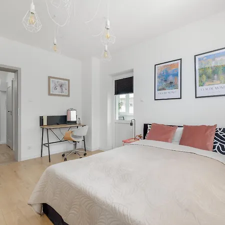 Sloneczny I Przestronny W Sercu Szczecina By Renters Апартаменты