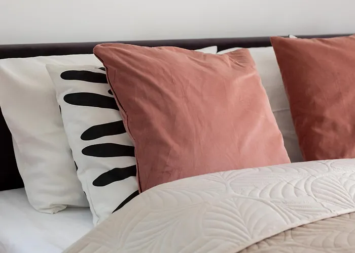 Sloneczny I Przestronny W Sercu Szczecina By Renters アパート シュチェチン